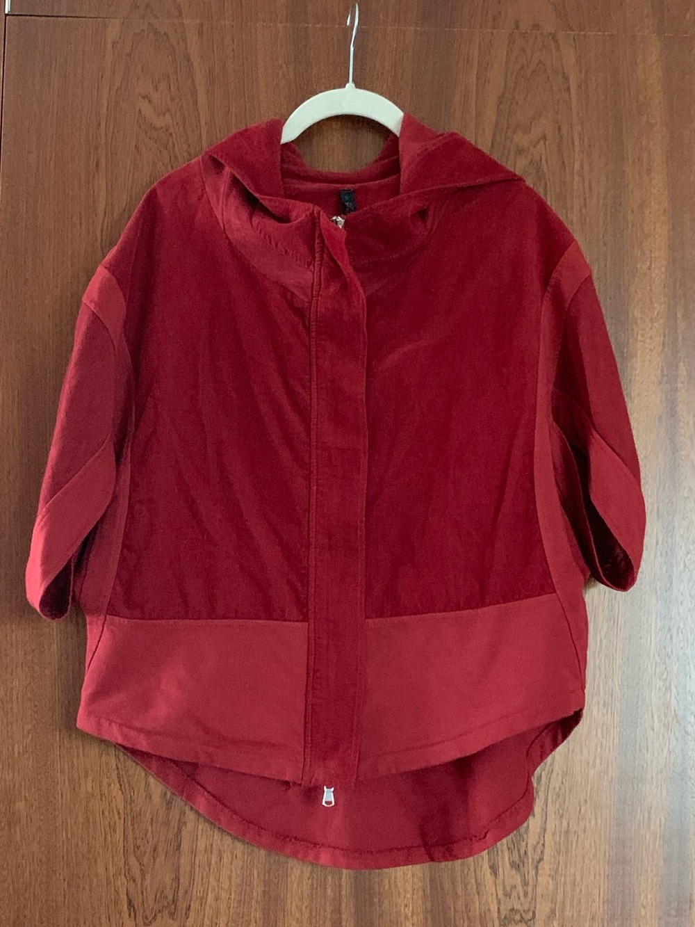 Inizio Italy Jacket Women's Small Red Full-Zip Hooded Bat Sleeve Linen
